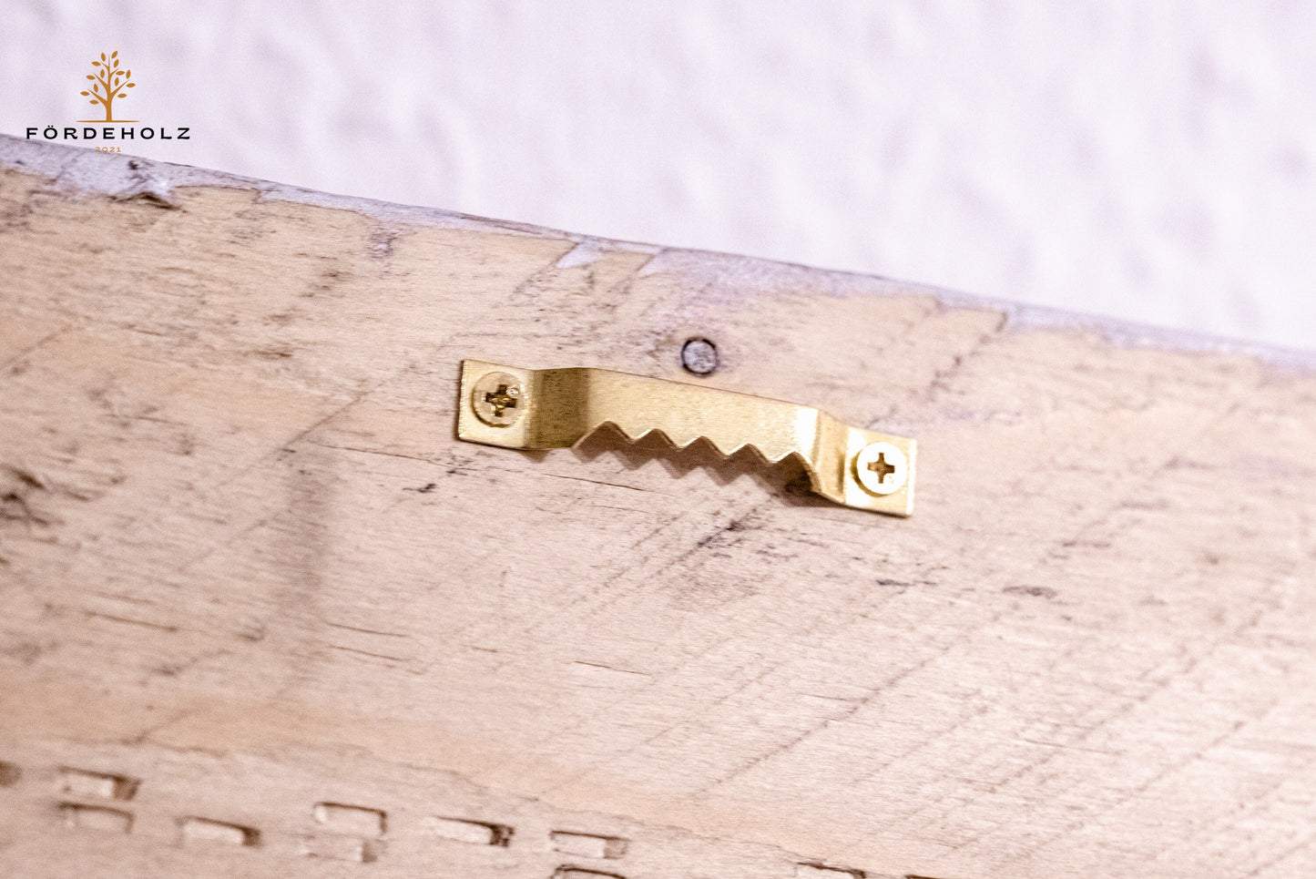 Palettenschild - Holzpalette, Holzschild mit Wunschgravur - Stadt- oder Ortsname mit Koordinaten - Holzschild - Koordinaten