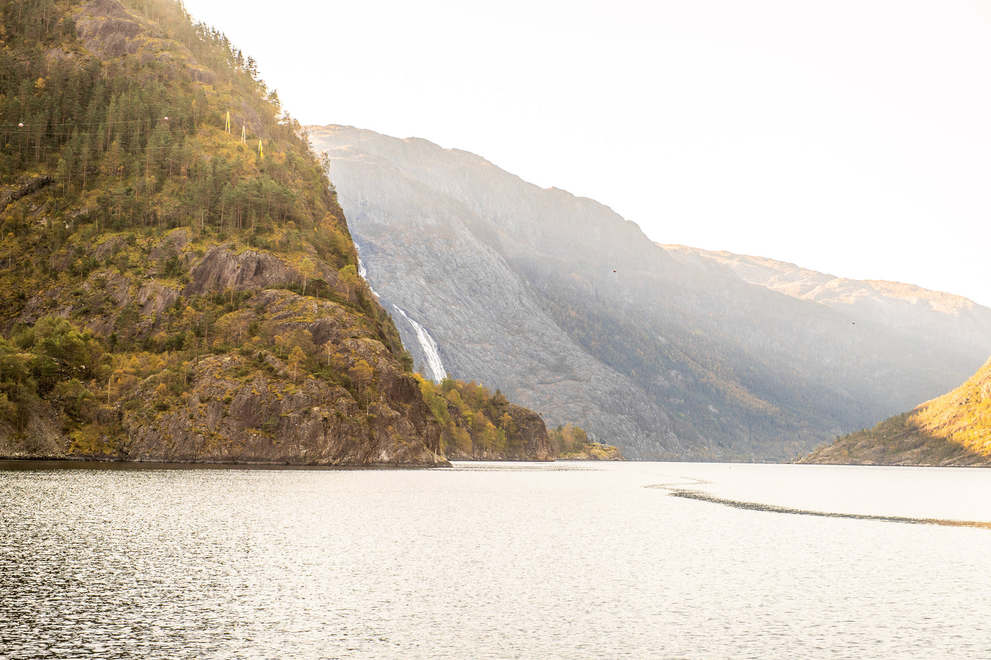 Leinwanddruck #40 "Fjord Landschaft Norwegen"