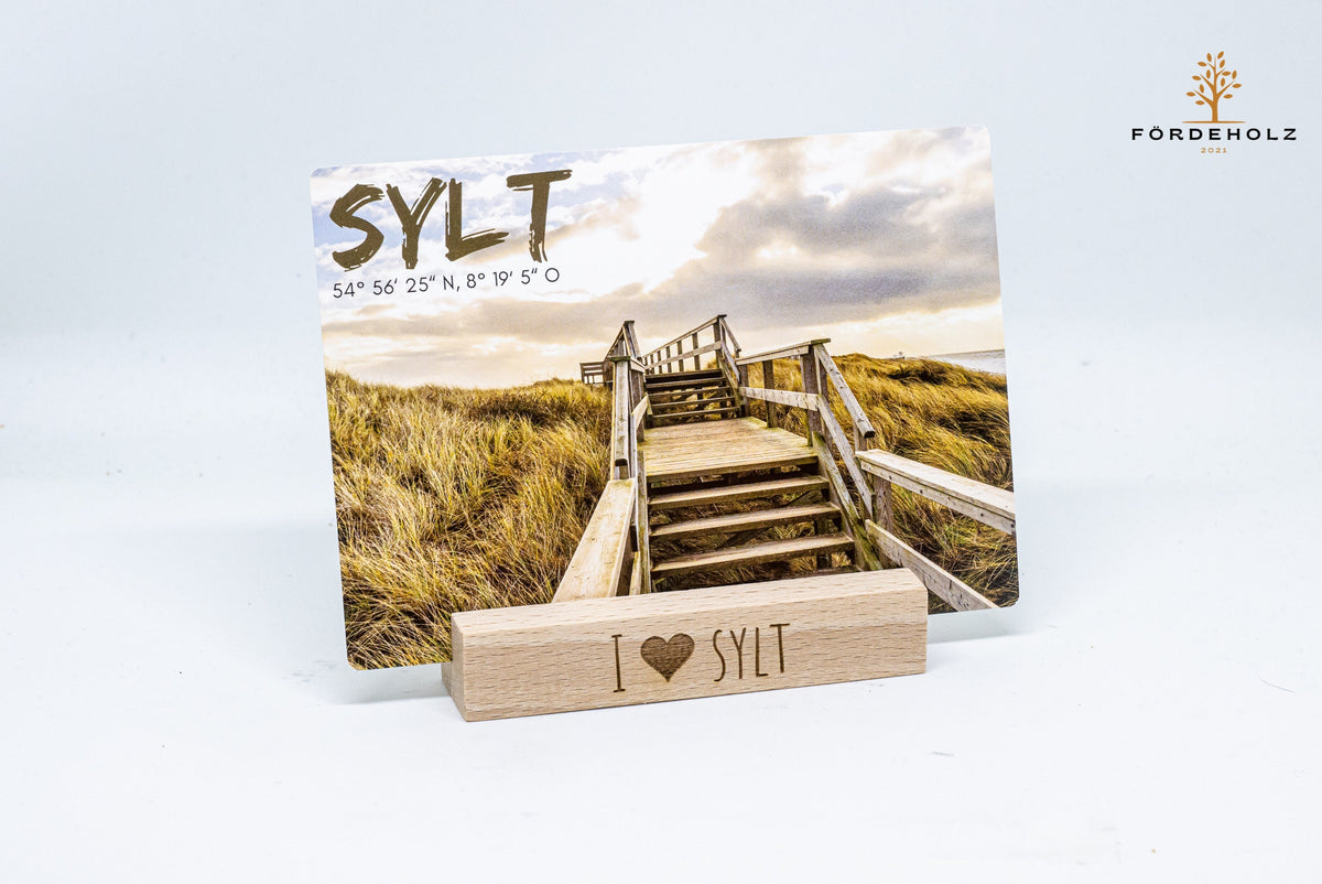 Postkarte "Sylt + Koordinaten" - Sylt - Wenningstedt-Braderup mit partiellem UV Lack - auf Wunsch mit passendem Kartenhalter