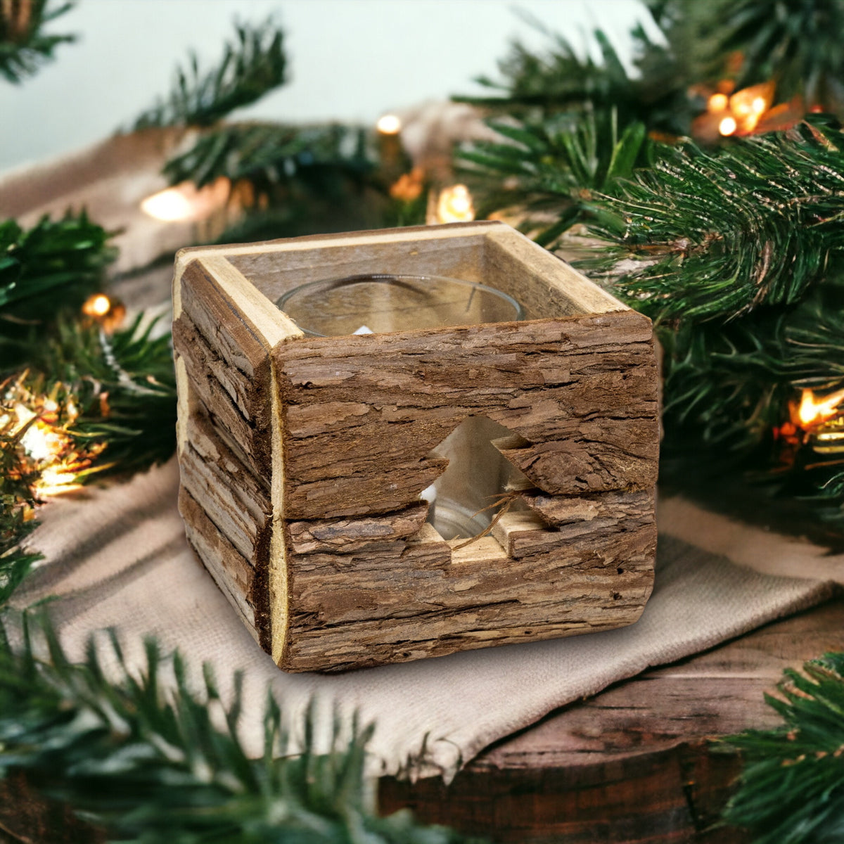 Rustikales Holz Windlicht mit Rinde - 11x11 cm