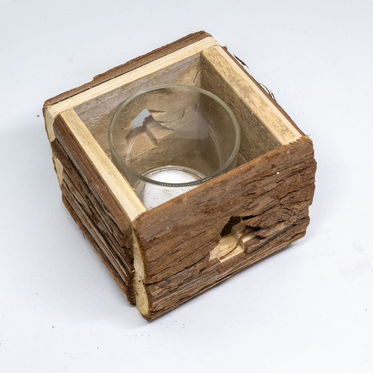 Rustikales Holz Windlicht mit Rinde - 11x11 cm