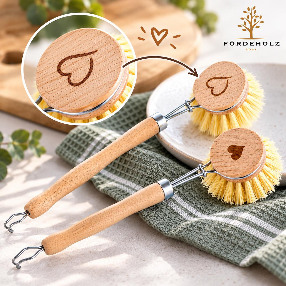 Spülbürste aus Holz mit individueller Wunschgravur