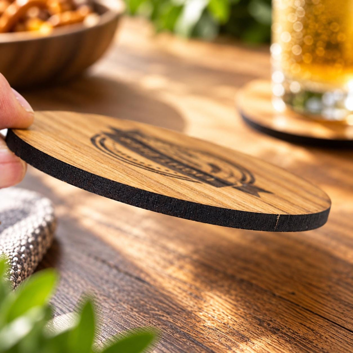 4er Set • Holz Untersetzer aus Eiche geölt 95mm • Glasuntersetzer • auf Wunsch mit individueller Gravur